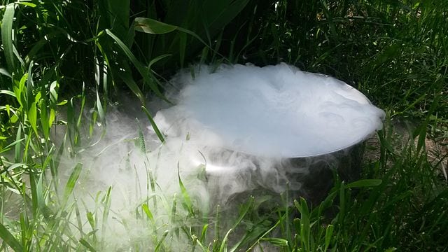 Dry ice in water. (Photo by Ghukill)
