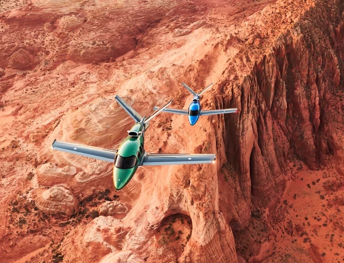 Cirrus Scottsdale expands Vision jet training — General Aviation News